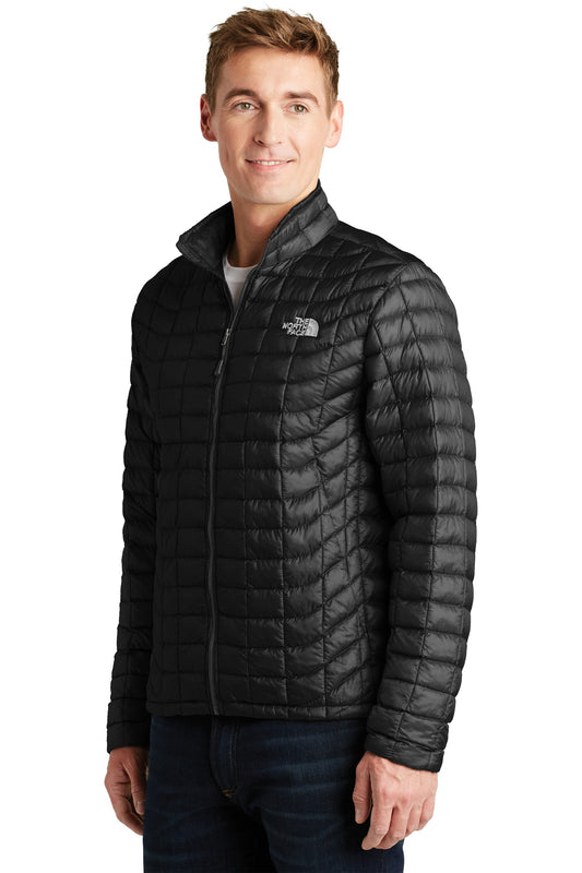 THE NORTH FACEᴹᴰ MANTEAU THERMOBALLᴹᶜ TREKKER  - NF0A3LH2