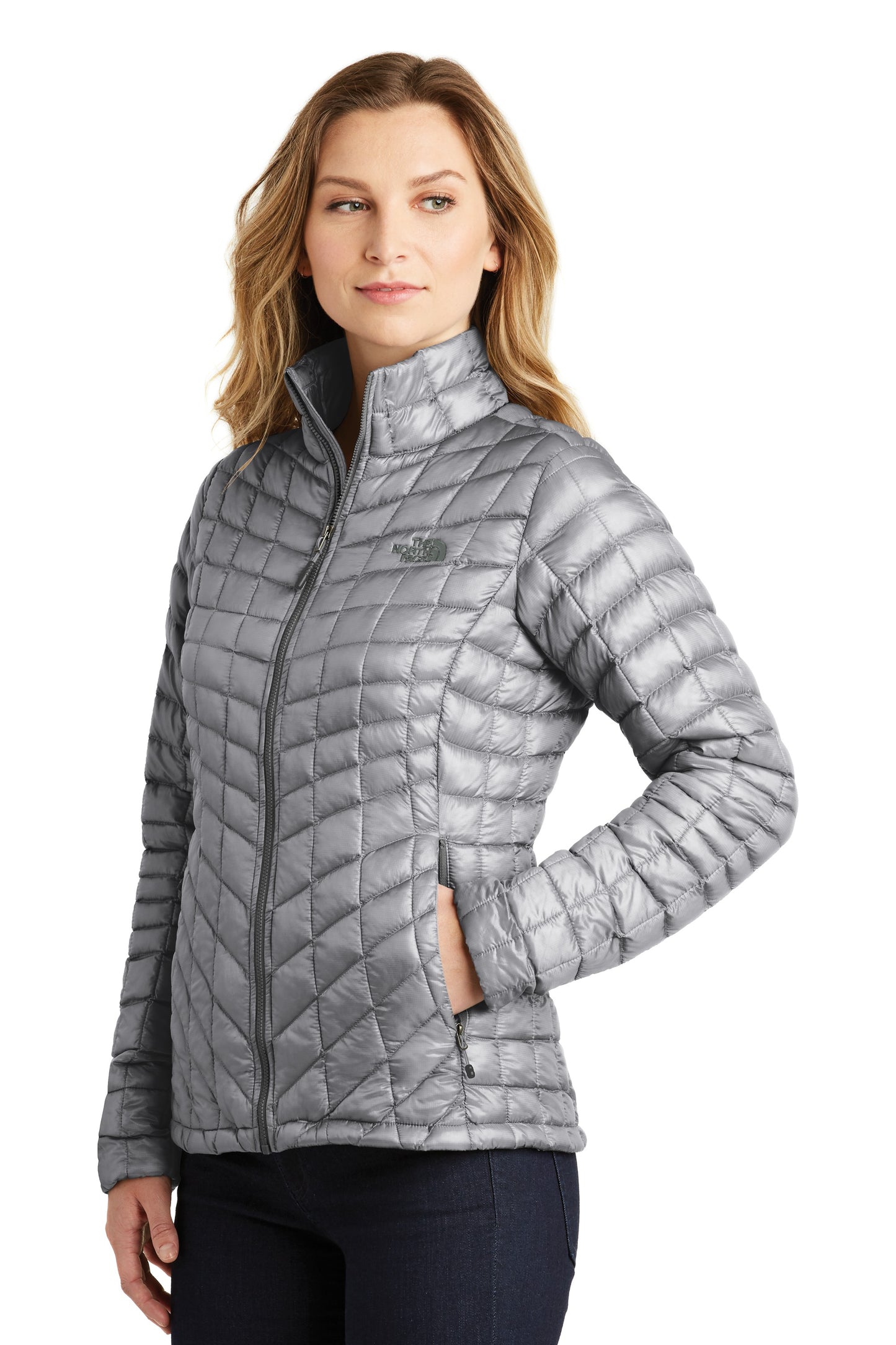 THE NORTH FACEᴹᴰ MANTEAU THERMOBALLᴹᶜ TREKKER POUR FEMMES. NF0A3LHK